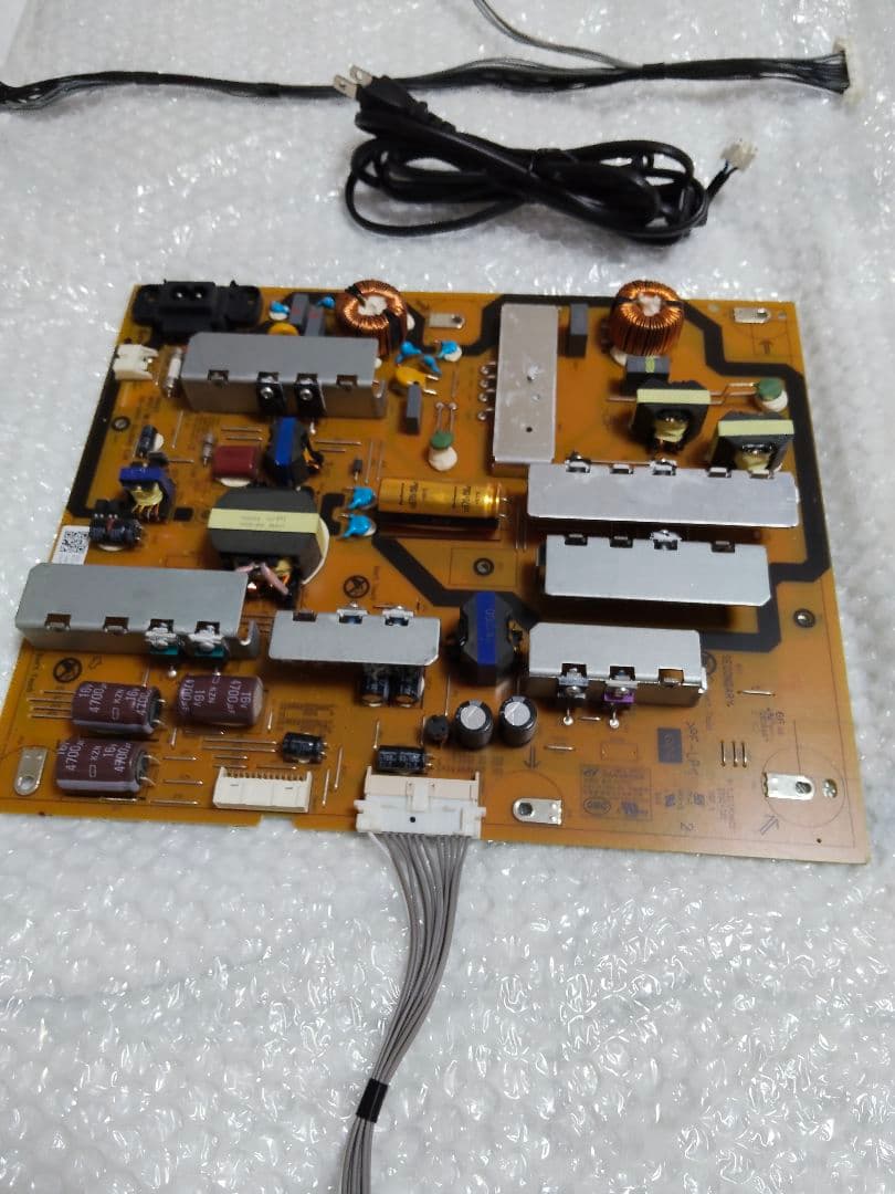 BRAVIA XRJ-55X90J 液晶テレビ用電源基板とメイン基板