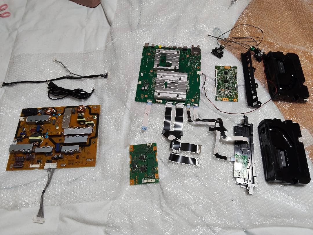 BRAVIA XRJ-55X90J 液晶テレビ用電源基板とメイン基板