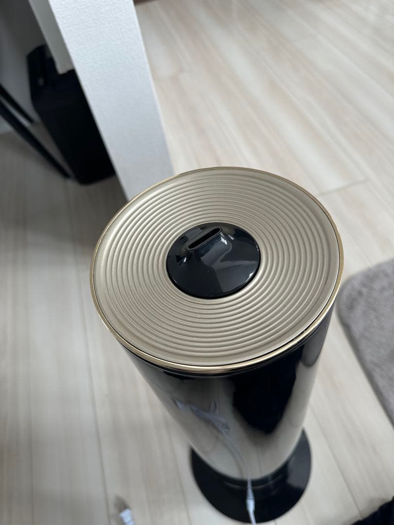 (新品)7.6L大容量タワー加湿器 静音・省エネ・冬の乾燥対策 ¥9,299