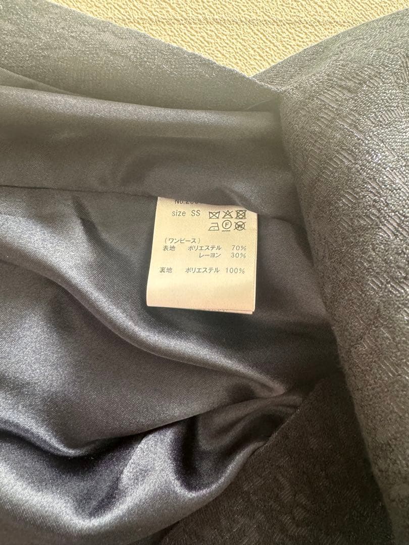 美品kana V line jacquard dress 黒 ANDRESD