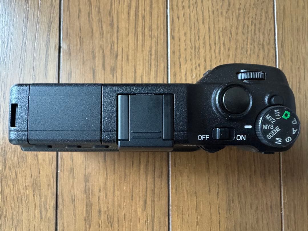 【新品未使用】RICOH GXR ボディ 希少品 防湿庫保管 付属品完備