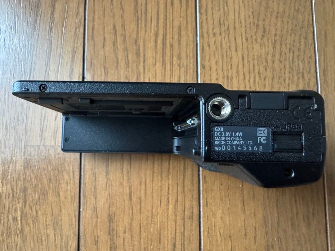 【新品未使用】RICOH GXR ボディ 希少品 防湿庫保管 付属品完備