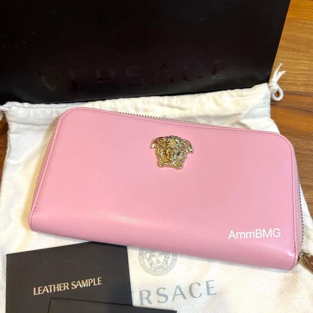 お*ん様 新品 VERSACE ヴェルサーチェ ラ メドゥーサ さくら　長財布