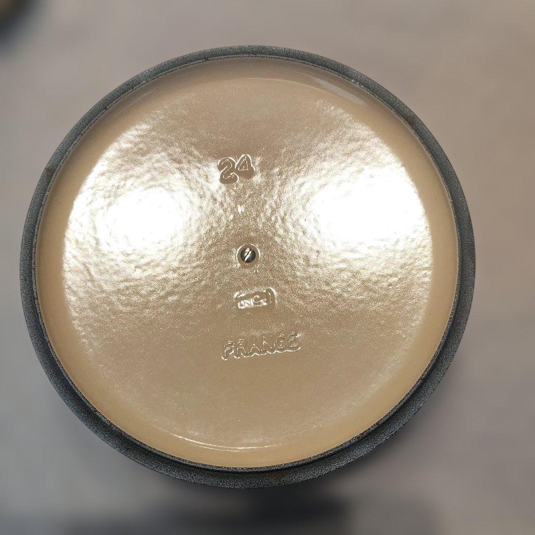 ル・クルーゼ　直径24cm シルバーつまみ