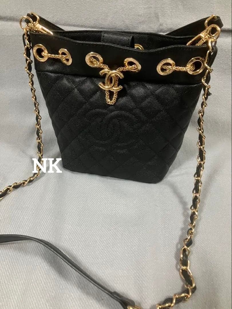 レザー　巾着ショルダーバッグ　シャネル　ノベルティ　3way VIP （2）