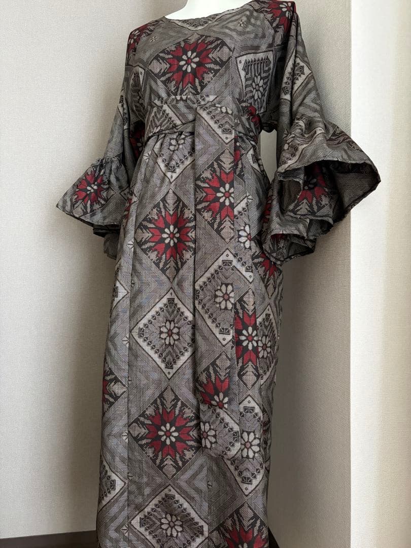 ★着物リメイク★　本場大島紬　赤の龍郷　フリル袖のゆったりワンピ