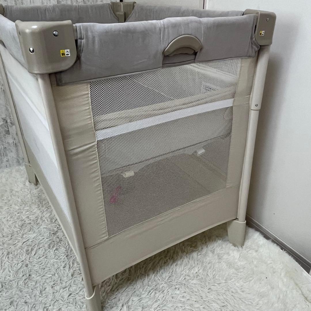 美品　ココネルエアープラス　ホワイトベージュ　9X196CXXJ アップリカ