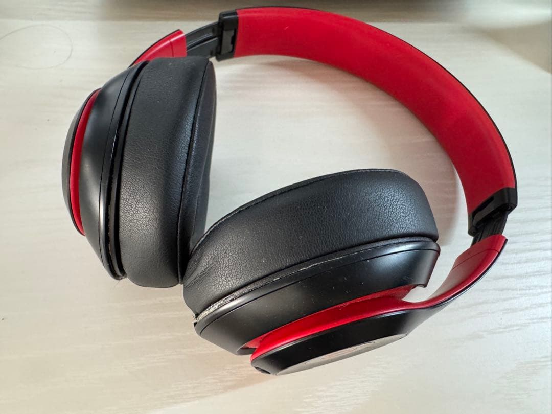 Beats Studio3 Wireless ブラック/レッド