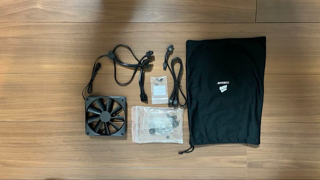 ゲーミングPC 自作　見た目◎ 性能△