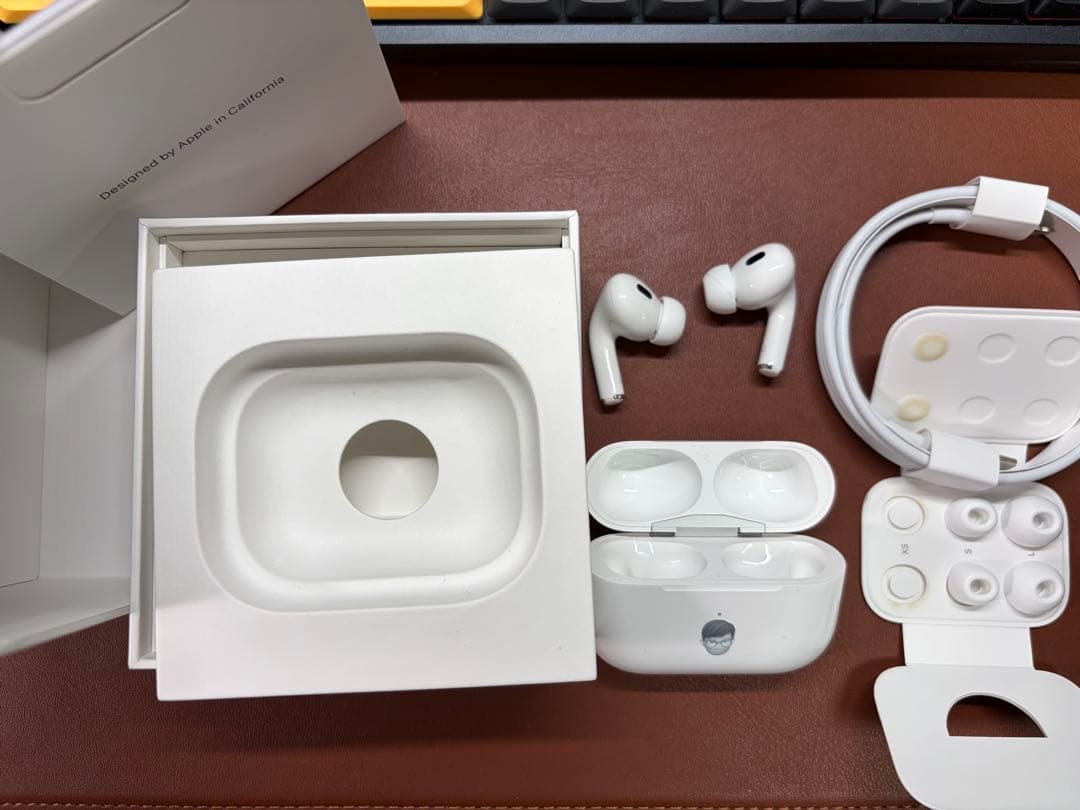 AirPods Pro 2 Lightning端子