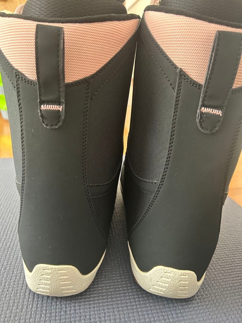 SWIVEL スノーボードブーツ ブラック25.5cm