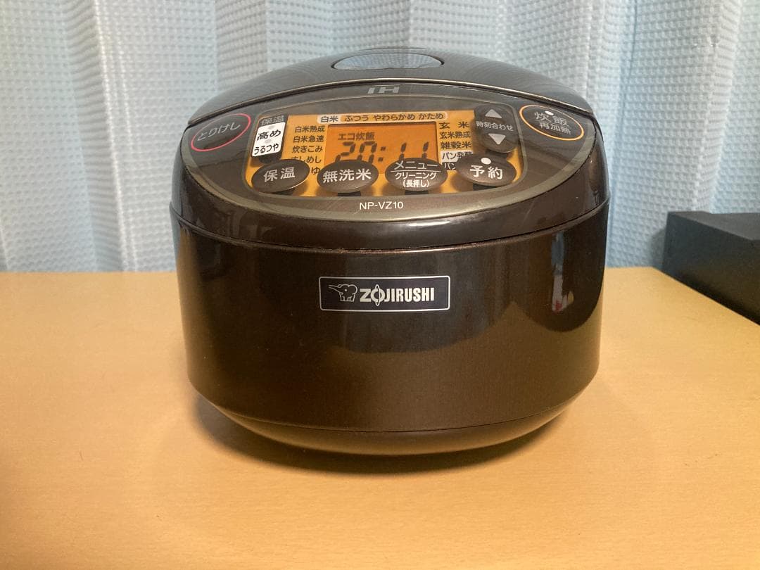 ★★2019年製 Zojirushi NP-VZ10 炊飯器 5.5合★002