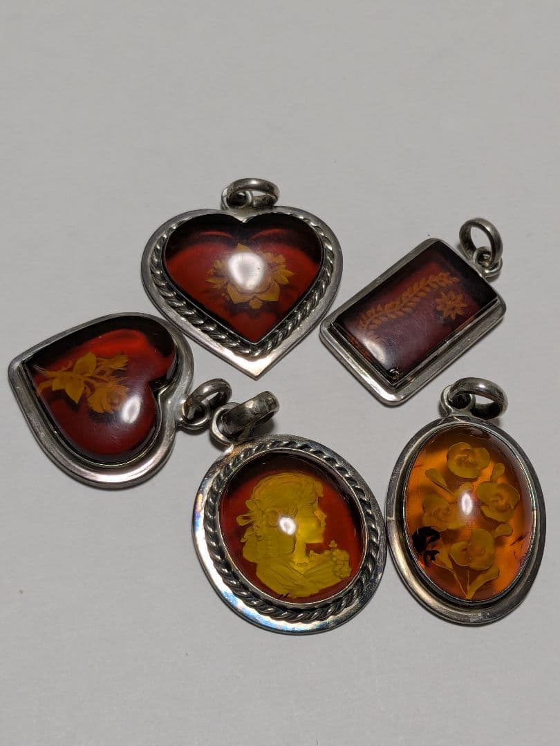 琥珀 インタリオ シルバー 925 彫刻 ペンダント