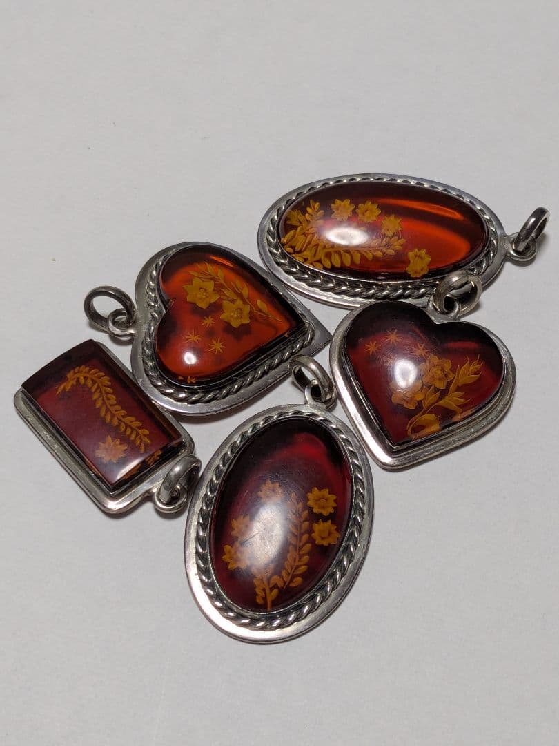 琥珀 インタリオ シルバー 925 彫刻 ペンダント