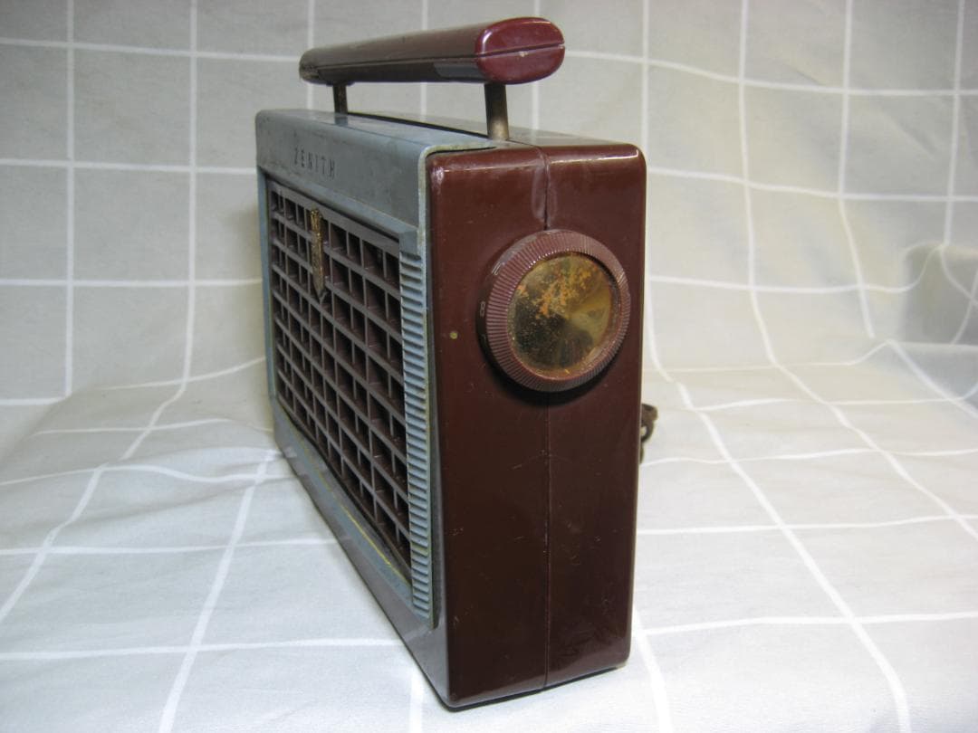 【激レア】USA ZENITH 4球真空管ラジオ Z402R 動作品