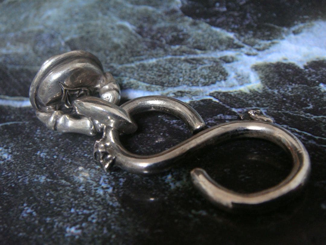 THIRTEEN DESIGNSサーティーンデザインズウォレットリングバーSカン