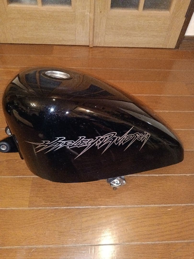 ハーレーxl883.xl1200キャブ車、美品タンク