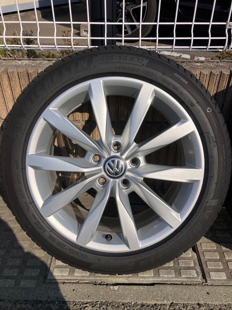 ゴルフ7ハイライン純正ホイールミシュランプライマシー4 205/50zR17