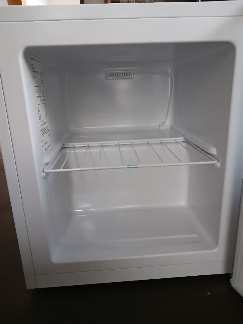 [ マクスゼン ] 2024年製 小型 1ドア冷凍庫 33L 右開き