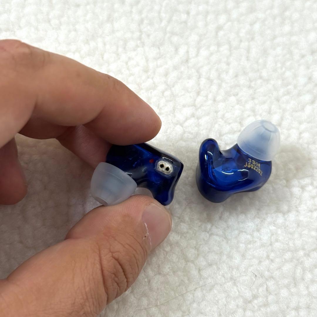 qdc 3sh リケーブル可能イヤホン 青　有線イヤホン