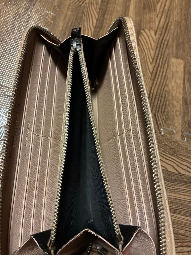YSL キルティング長財布