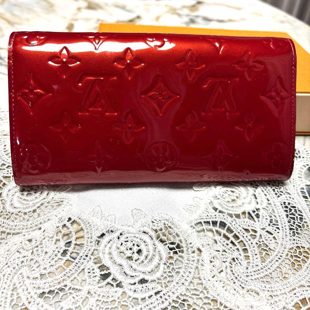 LOUIS VUITTON ルイヴィトン　長財布　ヴェルニ　赤