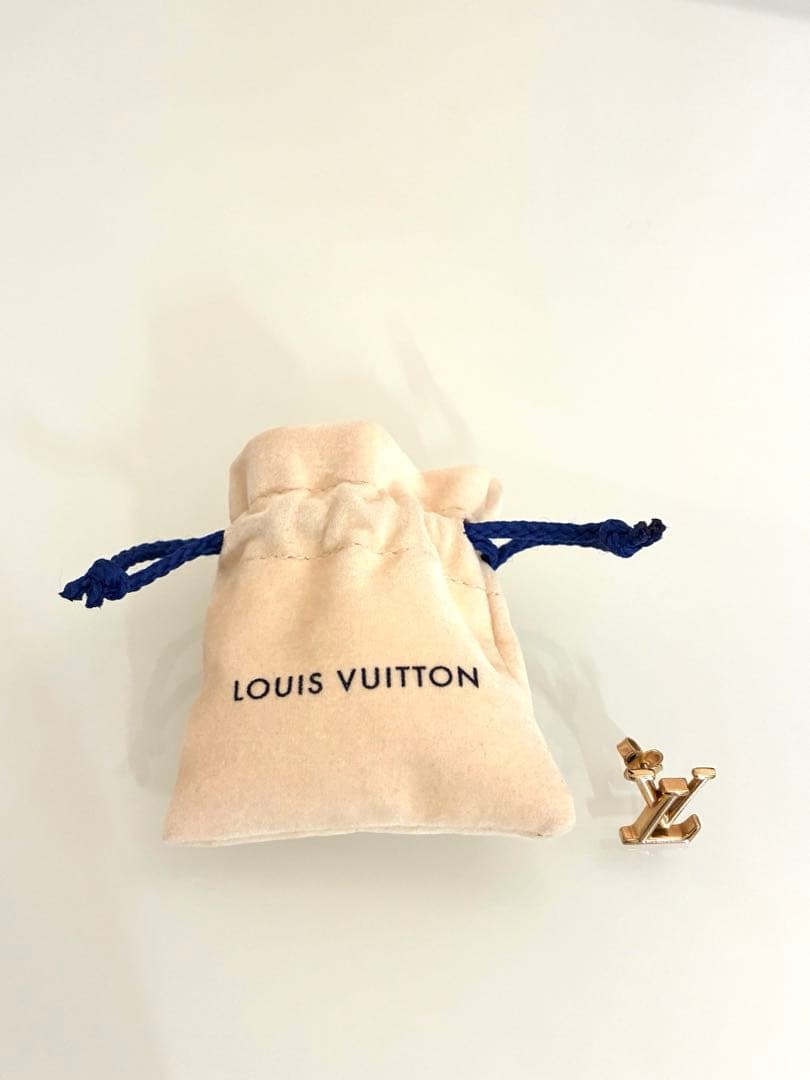 ルイヴィトンピアス　片耳