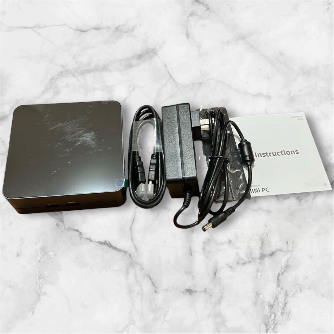 ミニPC AMD Ryzen 5 3550H 4コア8スレッド 16GB 3画面