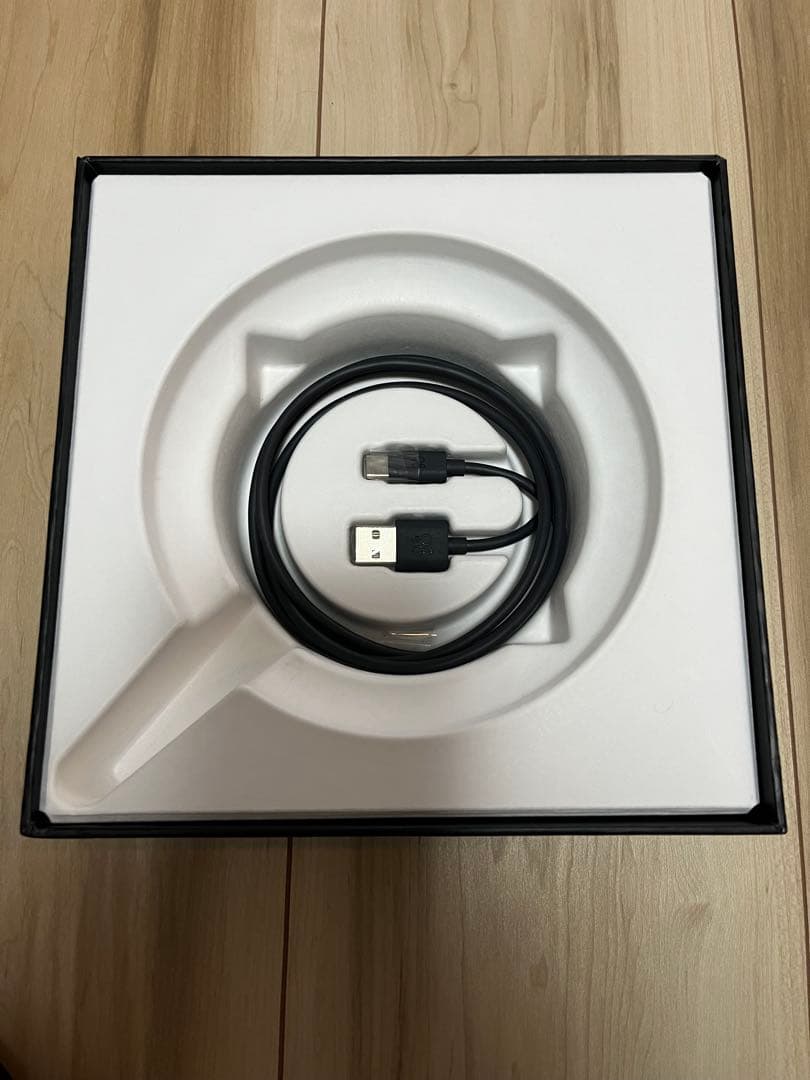 メルセデス　B&O Beosound A1 2nd Gen ワイヤレススピーカー