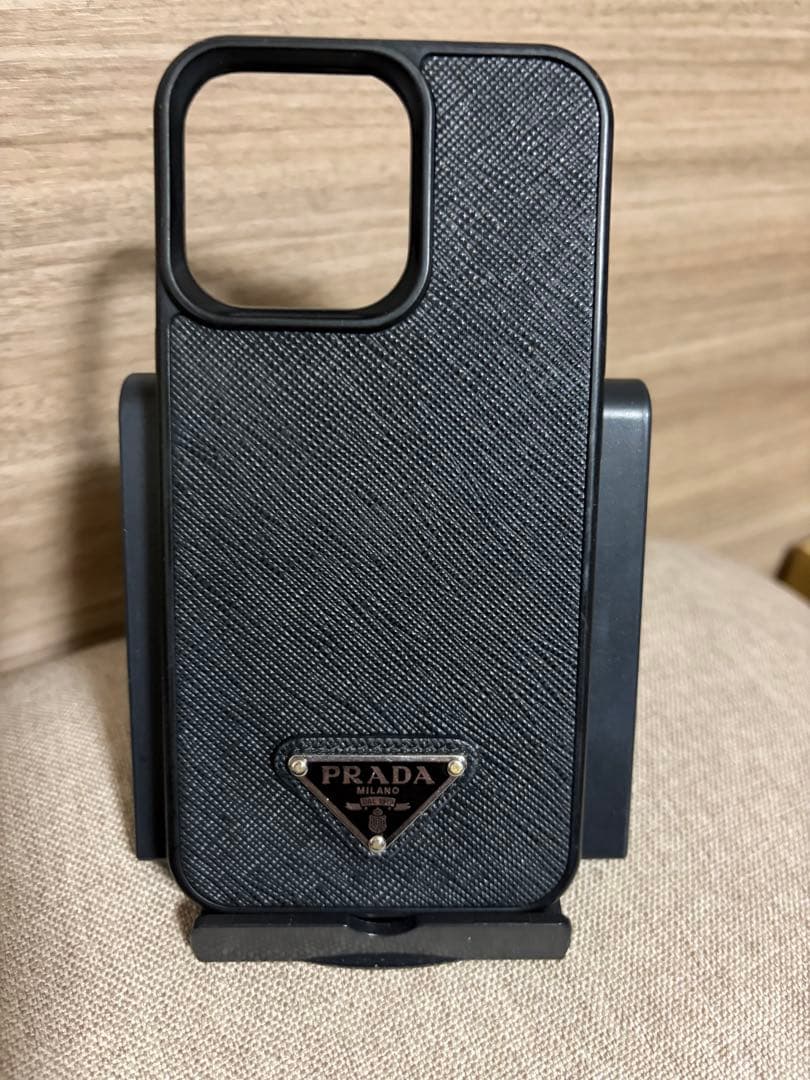 PRADA ブラック×シルバー iPhoneケース13Pro スマホケース