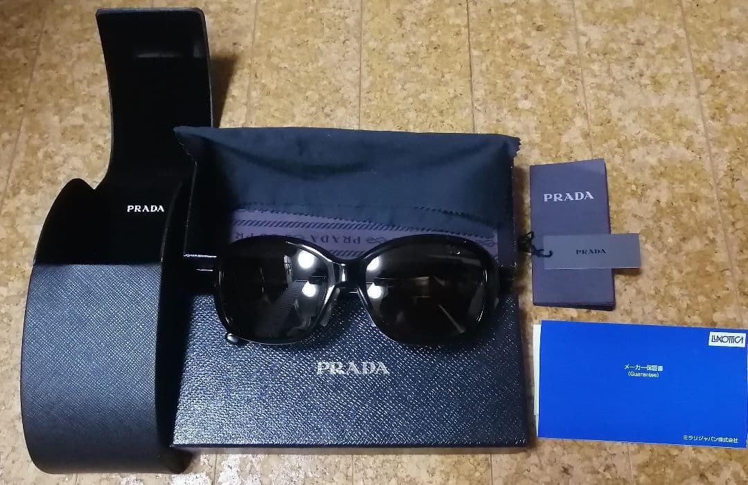 saryu♡即購入可✨ PRADA サングラス 2AU8C1 美品モデル