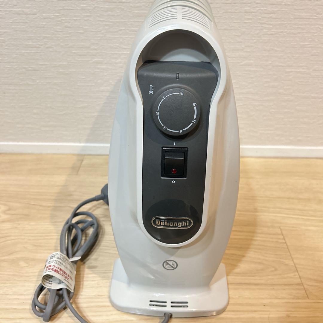 【美品】 デロンギ オイルヒーター RHJ01A0505-DW 500W 小型