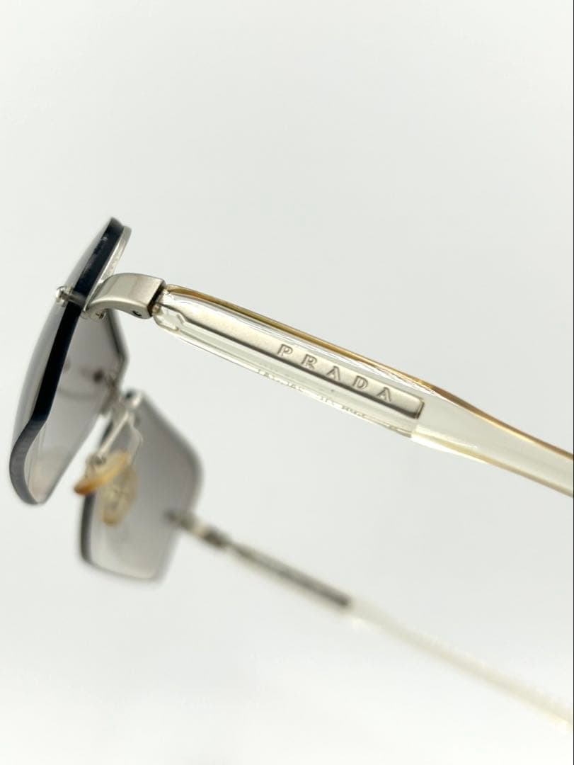 極美品・付属品完備✨　プラダ　サングラス　ハーフリム　スクエア　ロゴ刻印　Y2K
