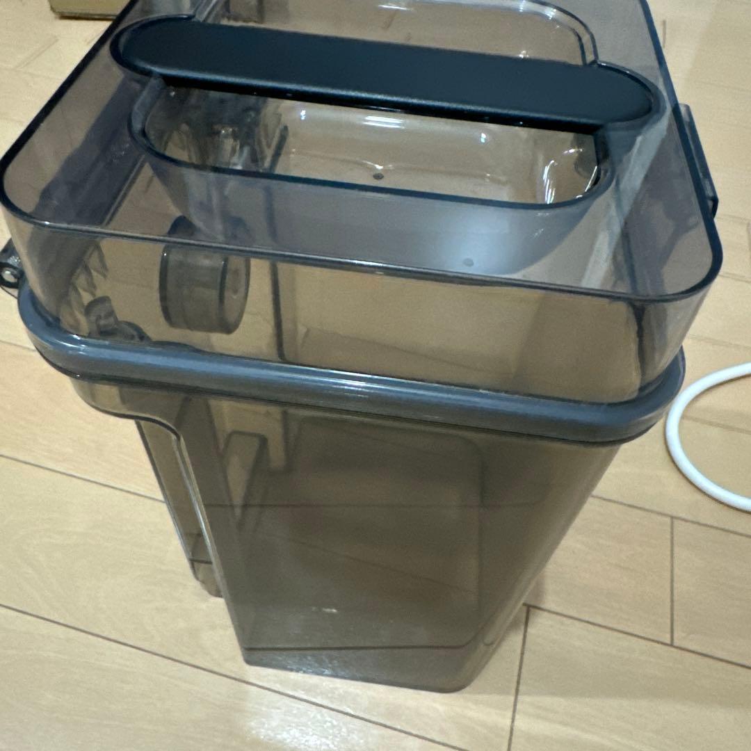 ロボット掃除機　水拭き対応 yeedi モップステーション