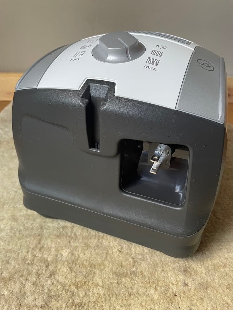 本日限定価格⭐︎ミーレ掃除機Compact C1シリーズ