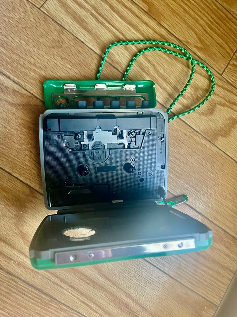 SONY ウォークマン SPORTS 緑