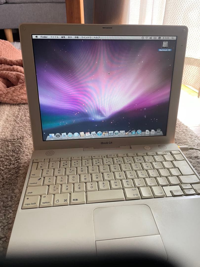 iBook G4 12-inch 本体