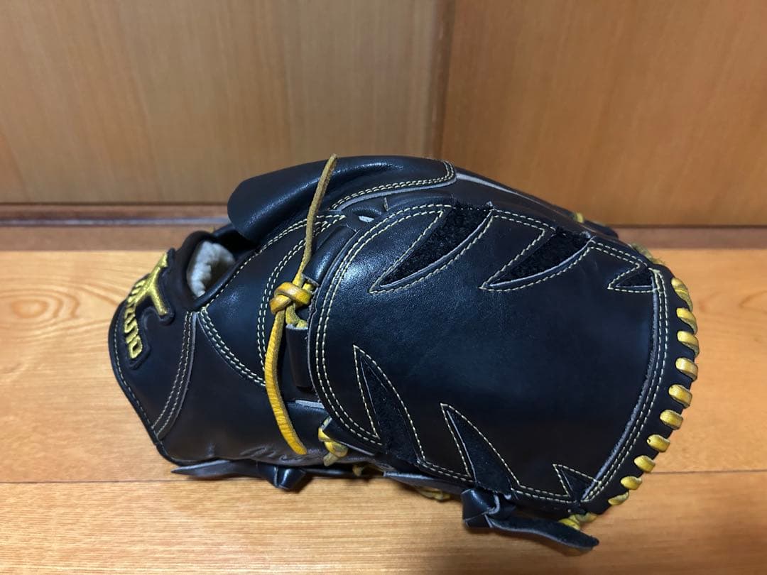 ミズノグローブ　ミズノプロ　ピッチャー　（軟式用）