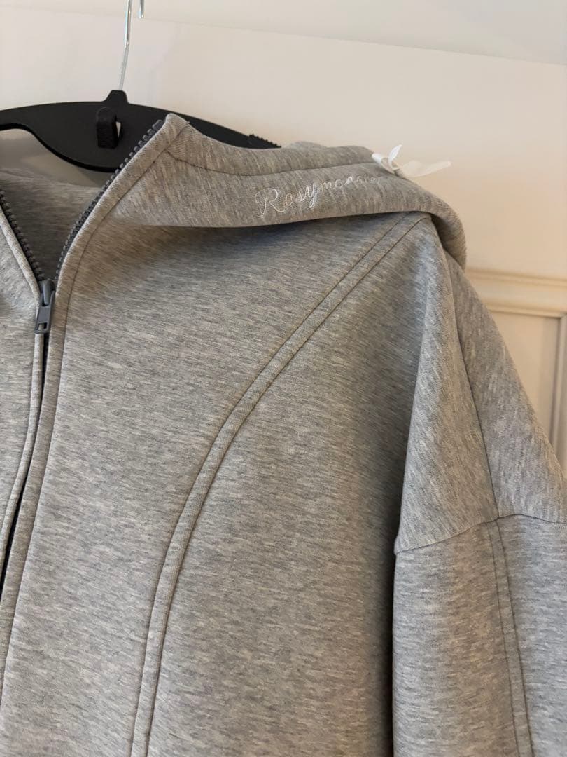 完売品　ロージーモンスター♡half zip parker【GLAY】