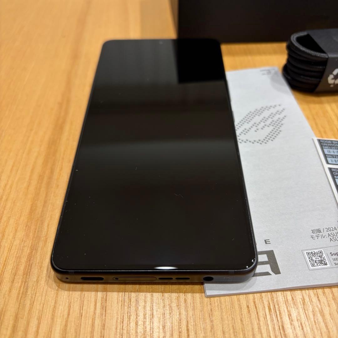ASUS スマートフォン ROG Phone 9 【日本正規代理店品】