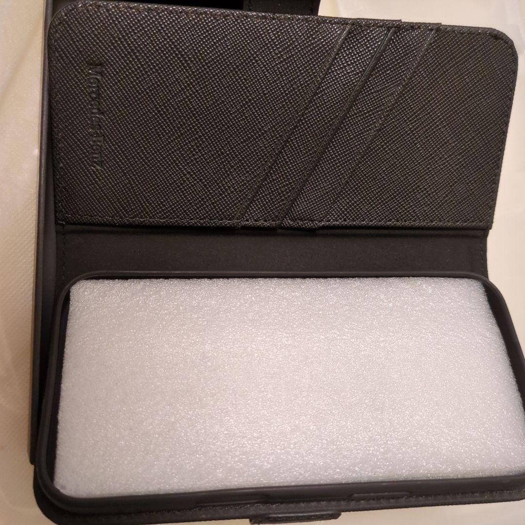 iPhone　16Pro用　メルセデス純正新品　ブラックステッチ 本革ケース