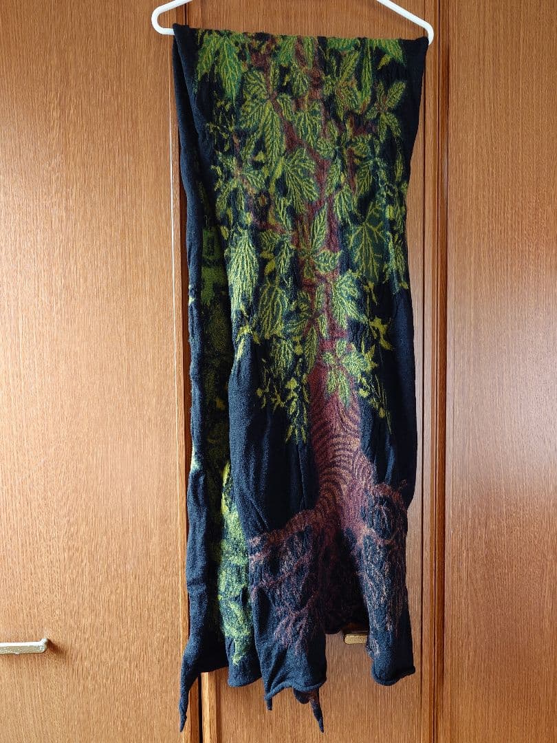 kapital 縮絨マフラーストール　バオバブ柄