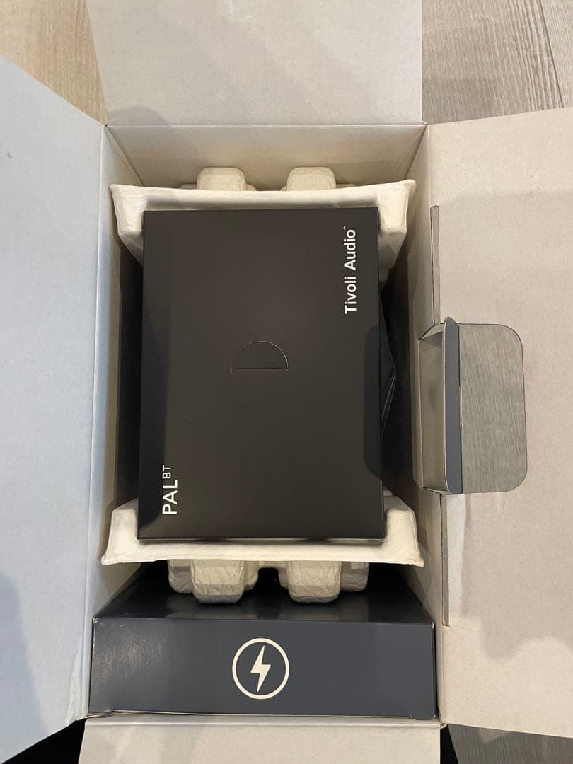 Tivoli Audio PAL BT ブラック