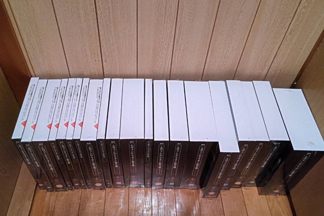 新品未開封 デアゴスティーニ エヴァンゲリオン 初号機をつくる 21〜40巻