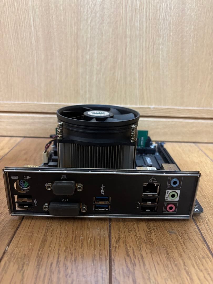 【動作確認済み】Core i7-7700 Mini-ITX メモリ8GB