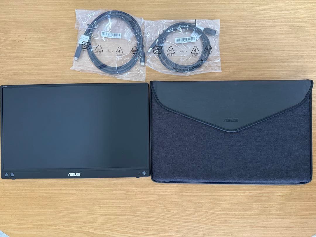 ASUS ZenScreen MB16ACV モバイルディスプレイ