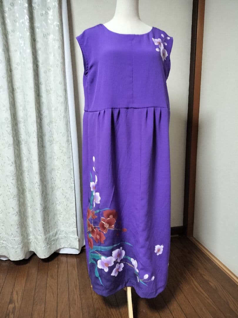 ♥セール♥着物リメイク　振袖　花草文　ワンピース　紫色