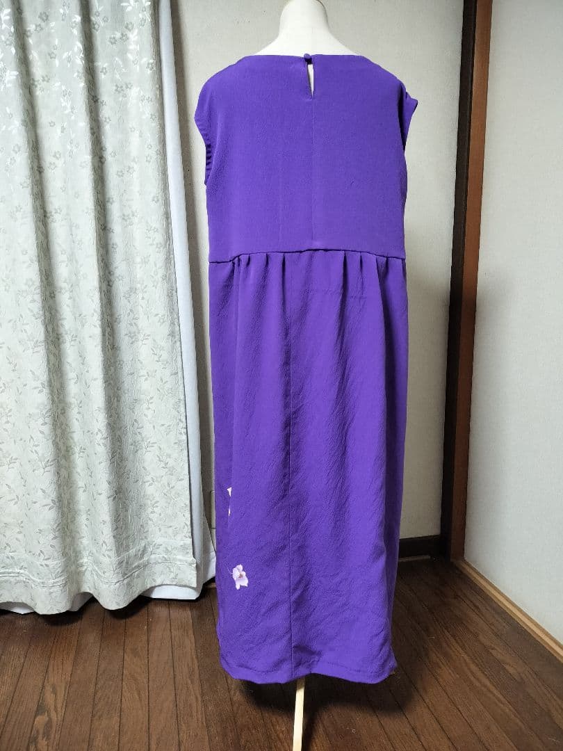 ♥セール♥着物リメイク　振袖　花草文　ワンピース　紫色