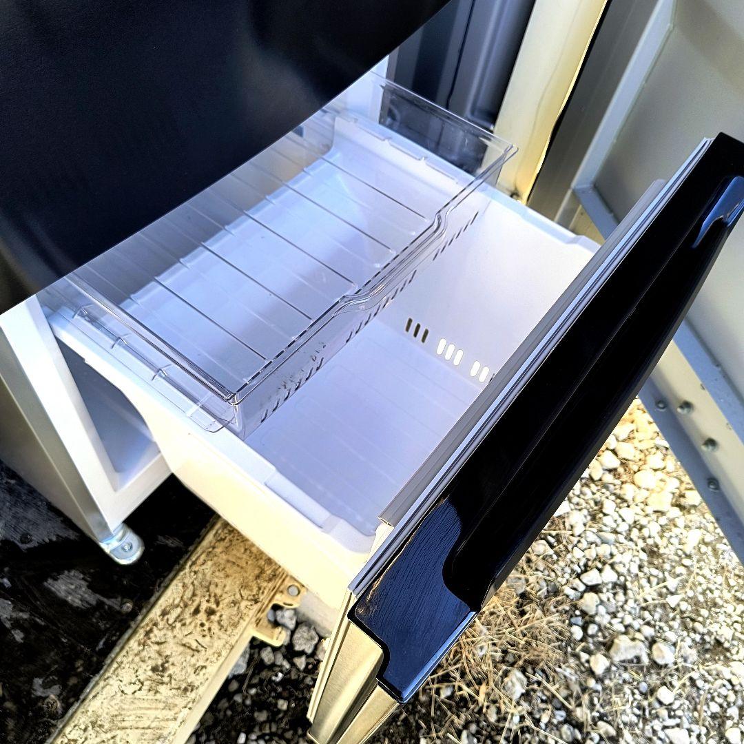 運搬取付無料！ブラック・2段冷凍室・大凍量！ IRIS冷蔵庫！完動品・超美品！