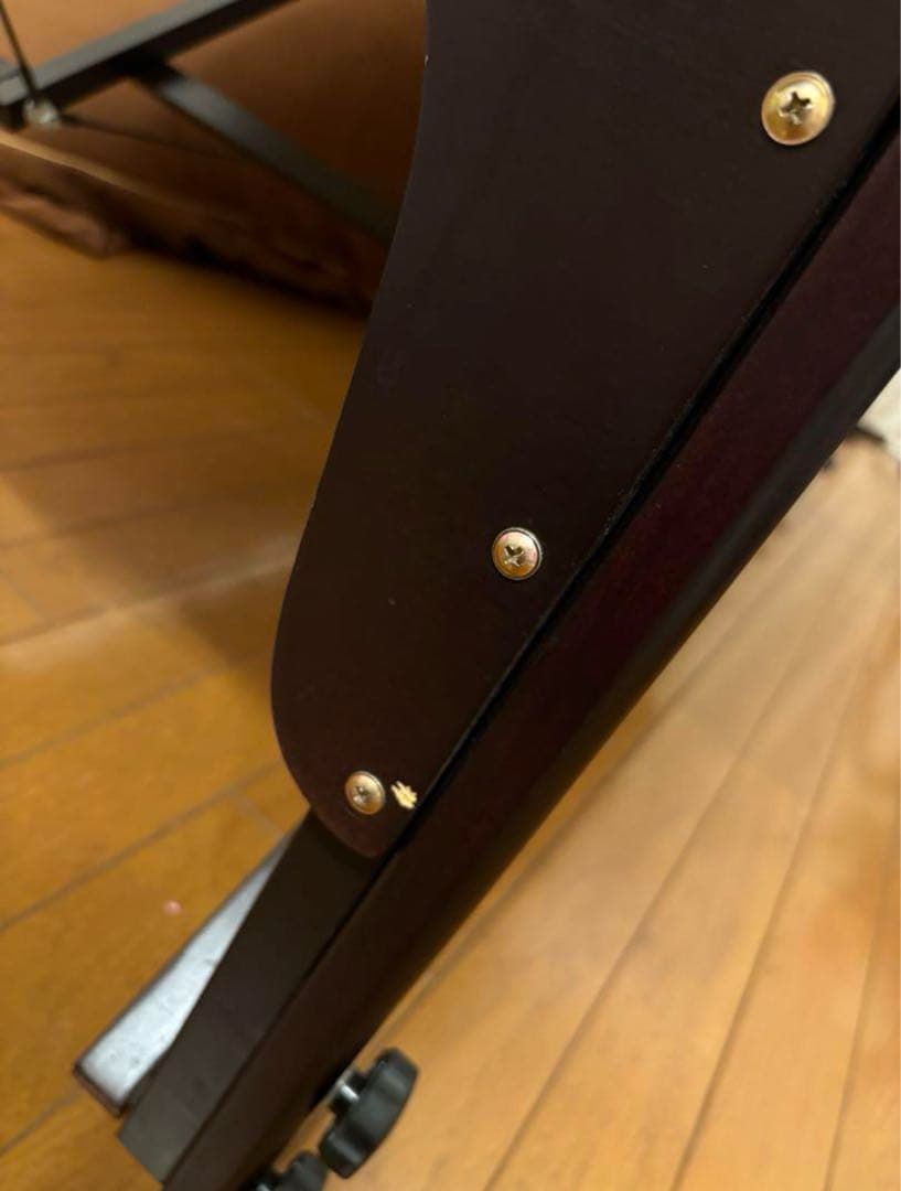 今月だけ限定値下 直接引取3000円引 ETBELLA エステ 降りたたみベッド